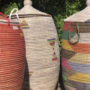 Grand panier en osier tissé en laine